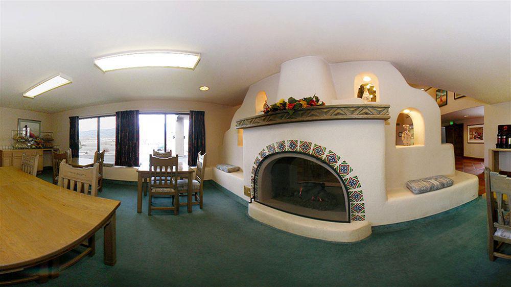 Comfort Suites Taos Buitenkant foto